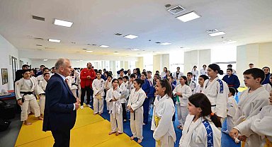 Başkan Zolan geleceğin yetenekleri ile buluştu
