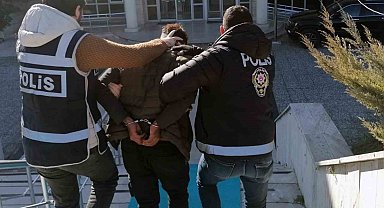 Başkasına ait kimlikle yakalandı, 20 yıl hapis kararı ile arandığı ortaya çıktı