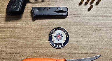 Başkasına ait ruhsatlı tabancayla alkollü bir şekilde yakalandı