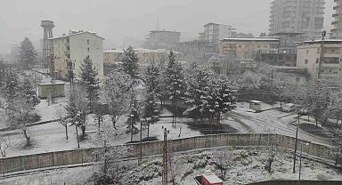 Batman'da 160 yerleşim yerinin yolu ulaşıma açıldı
