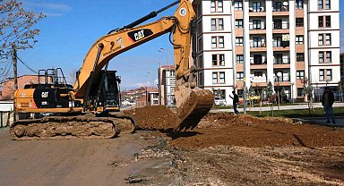 Battalgazi Belediyesi, yollarda altyapı sağlamlaştırma çalışmaları gerçekleştirdi