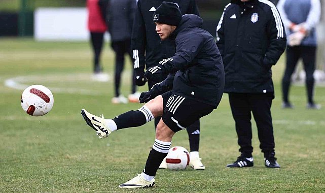 Beşiktaş kondisyon ve taktik çalıştı