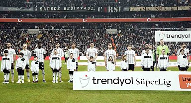 Beşiktaş'ta Fernando Santos'tan 4 değişiklik