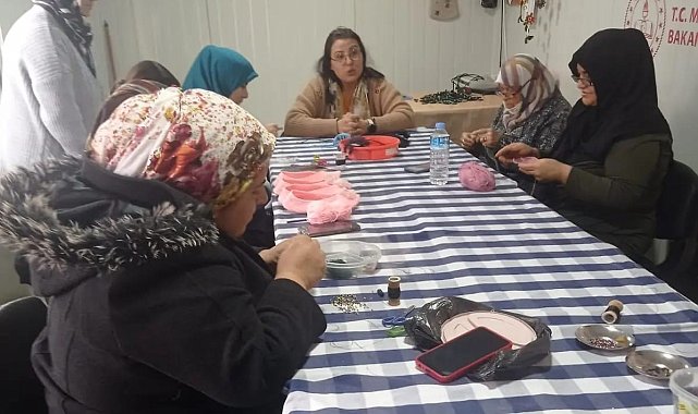 Besni'de kadın girişimcilere teşvik eğitimi verildi