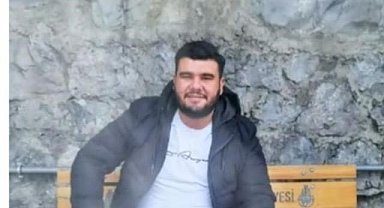Beylikdüzü'nde 2 arkadaş araçta vurulmuş halde bulundu