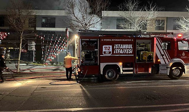 Beylikdüzü'nde market deposunda yangın