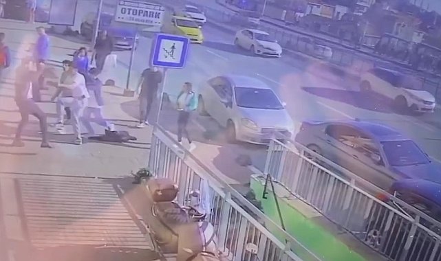 Beyoğlu'nda dolandırıcılık iddiası ortalığı karıştırdı: Genç çifte dayak kamerada