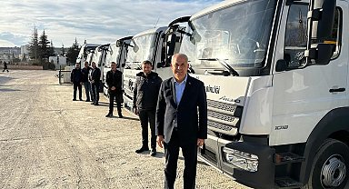 Bilecik'e yeni 7 adet çöp toplama aracını kazandırdı