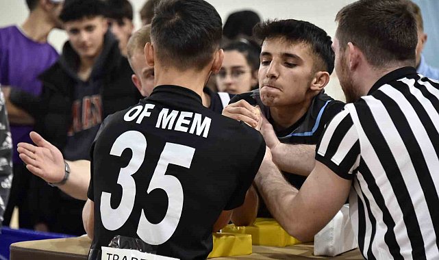 Bilek güreşi grup müsabakaları Gümüşhane'de yapıldı