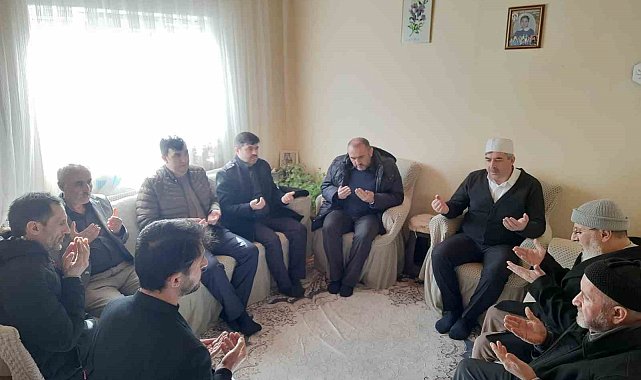 Bölge Kuran Kursu öğreticileri şehit ailesini ziyaret etti