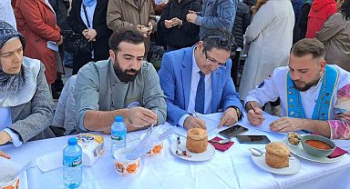 Bornova HEM 41 çeşit tarhanayı şenlikte buluşturdu