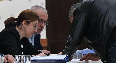 Bozüyük Belediyesine ait dükkanlar kiraya verildi