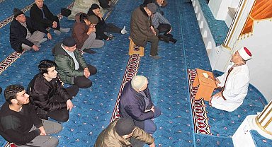 Burhaniye' de sabah namazı buluşması Hacıahmet Camiinde yapıldı