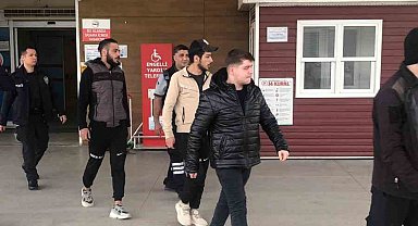 Bursa'da 12 kaçak göçmen yakalandı