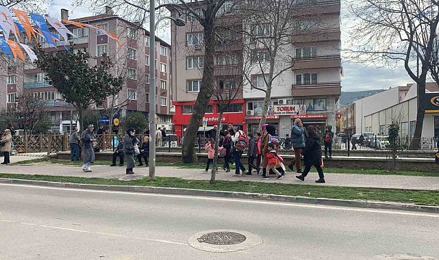 Bursa'da 4.1 büyüklüğündeki deprem korkuttu