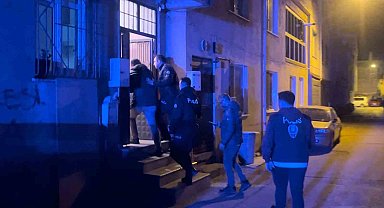 Bursa'da korkunç cinayet: Ailesinden 3 kişi tüfekle öldürdü