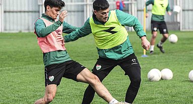 Bursaspor taktik antrenman yaptı