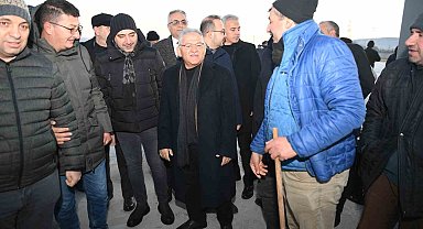 Büyükkılıç, Canlı Hayvan Pazarı'nda konuştu: "Bizimki eser ve hizmet belediyeciliği"