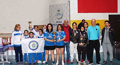 Büyükşehir Masa Tenisi sporcularından 8 madalya