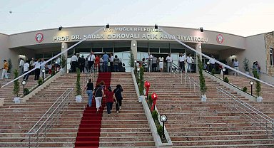 Büyükşehir Türkiye'ye değer katan isimleri tesislerinde yaşatıyor