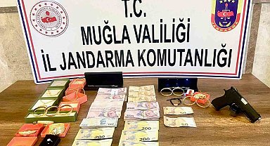 Çalıştığı eski işyerinden 3 bin Euro çaldı