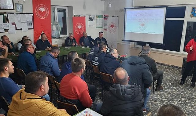 Çanakkale'de üreticilere kooperatifçiliğin tarımsal üretimdeki önemi anlatıldı