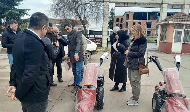Çiftçilere fide ve makine desteği