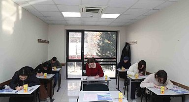 Çınar Akademi'de kurum kabul sınavları başladı