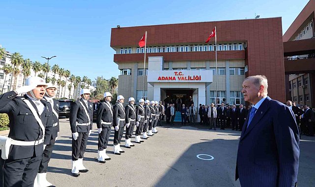Cumhurbaşkanı Erdoğan Adana Valiliğini ziyaret etti