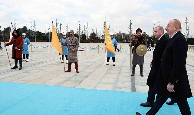 Cumhurbaşkanı Erdoğan, Azerbaycan Cumhurbaşkanı Aliyev'i resmi törenle karşıladı