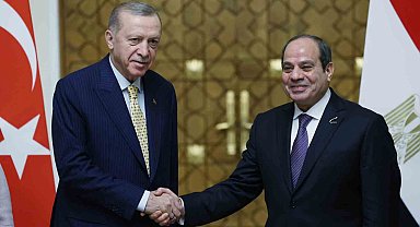 Cumhurbaşkanı Erdoğan, Mısır Cumhurbaşkanı Sisi ile görüştü