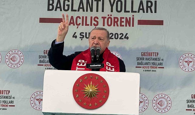 Cumhurbaşkanı Erdoğan: "Deprem şehirlerimizi tamamen ayağa kaldırana kadar dinlenmeyeceğiz"