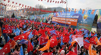 Cumhurbaşkanı Erdoğan: "Her konuda atıp tutan adayları kendi haline bırakın, varsın onlar kendi tiyatrolarını çeviredursunlar"