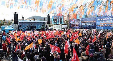 Cumhurbaşkanı Erdoğan: "Önümüze hangi badire çıkarsa çıksın ülkemizi demokrasi ve kalkınma rotasından çıkartmadan hedeflerine doğru ilerletmeyi başardık"