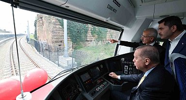 Cumhurbaşkanı Erdoğan, Sirkeci-Kazlıçeşme Raylı Sistem Hattında ilk sürüşü yaptı