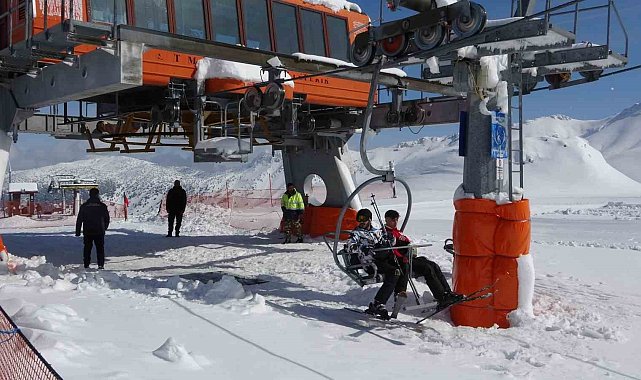 Davraz'da sezon açıldı, kayak heyecanı başladı