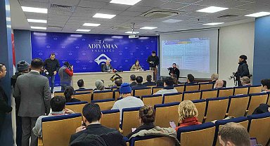 Deprem bölgesini gezen yabancı basın mensupları bilgilendirildi