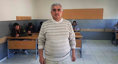 Depremden sağ kurtulan öğretmen, vefat eden öğrencilerini unutamıyor