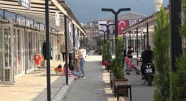 Depremzede esnafın umudu konteyner çarşı oldu