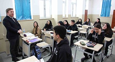 Ders zili yeniden çaldı