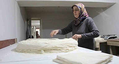 Devlet desteğiyle kurdular, günde 350 kilo yufka üretiyorlar