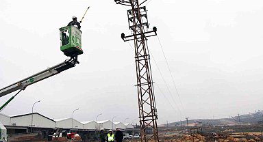 Dicle Elektrik şiddetli yağışlara karşı harekete geçti
