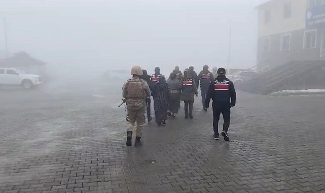 Digor'da PKKKCK propagandası yapan 5 kişi yakalandı