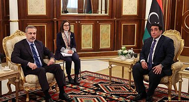 Dışişleri Bakanı Fidan, Libya Başkanlık Konseyi Başkan Yardımcısı El Menfi ile görüştü
