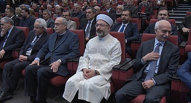 Diyanet İşleri Başkanı Erbaş Ustalara Saygı Paneli'ne katıldı