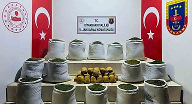 Diyarbakır'da 381 kilo esrar ele geçirildi