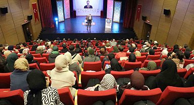 Diyarbakır'da 'İrfan Sohbetleri' söyleşisi gerçekleştirildi