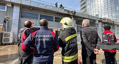 Diyarbakır'da restoranların ortak kullandığı baca alevlere teslim oldu