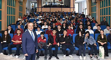 DOSTEK Koleji öğrencilerine vergi bilincini anlatıldı