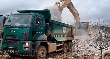 DSİ'nin TOKİ konutlarına içme suyu isale hattı çalışmaları sürüyor